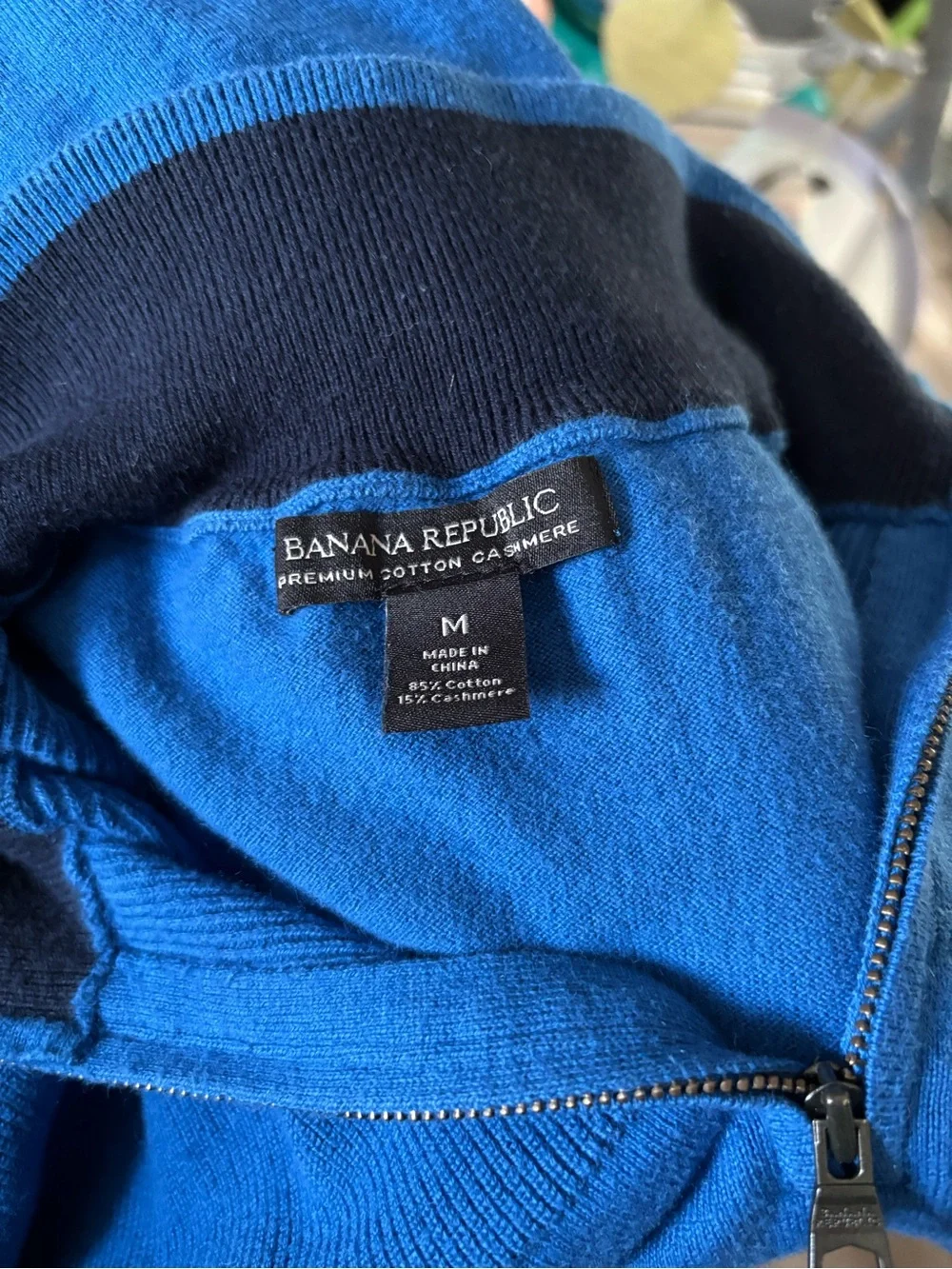Banana Republic premium cotton cashmere Men's Quarter-Zip Sweater size M